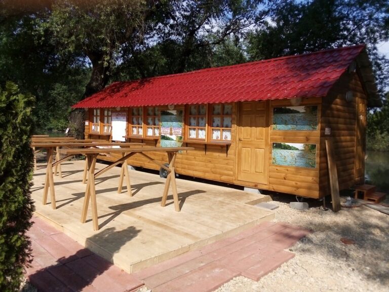 Szabadtéri Halsütöde